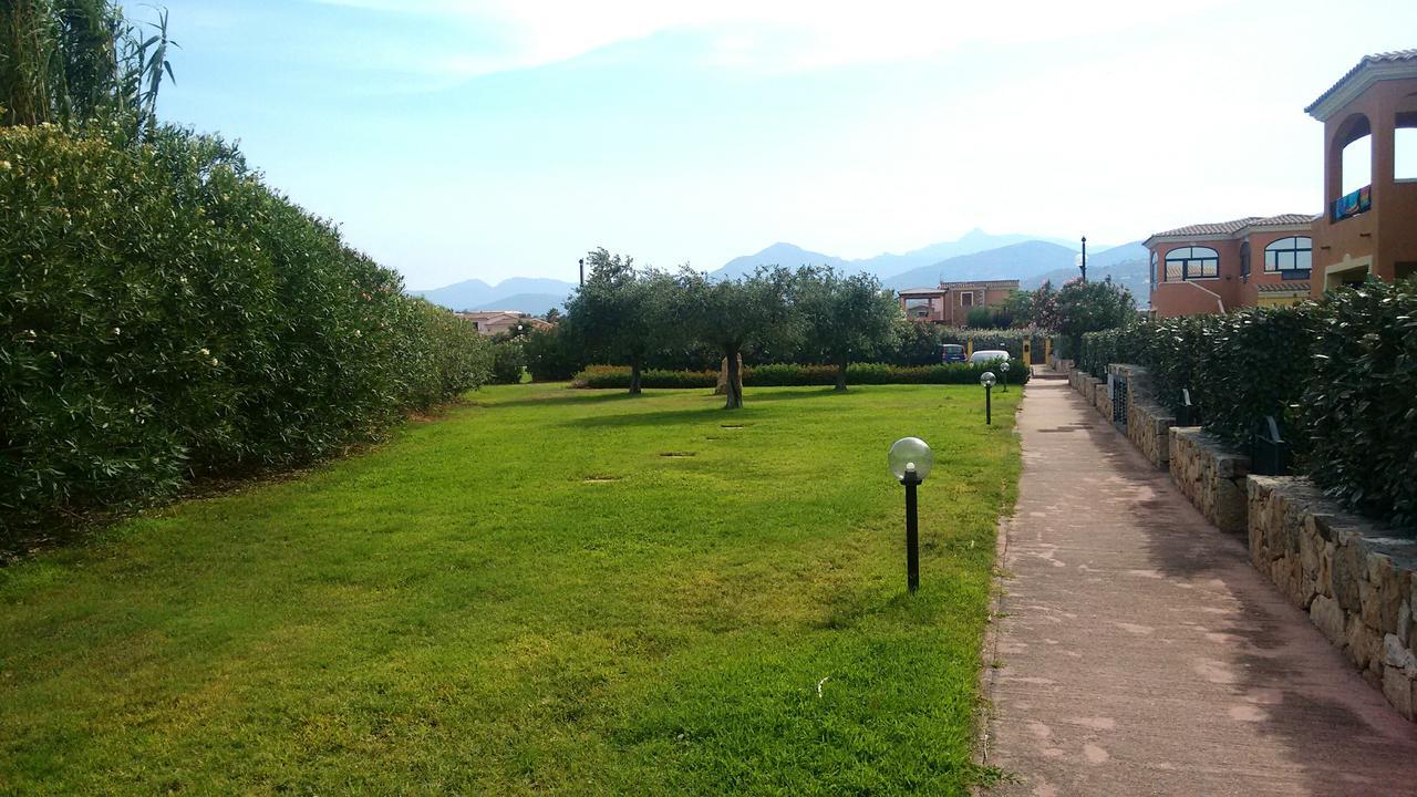 Residence Edilmare San Teodoro Buitenkant foto