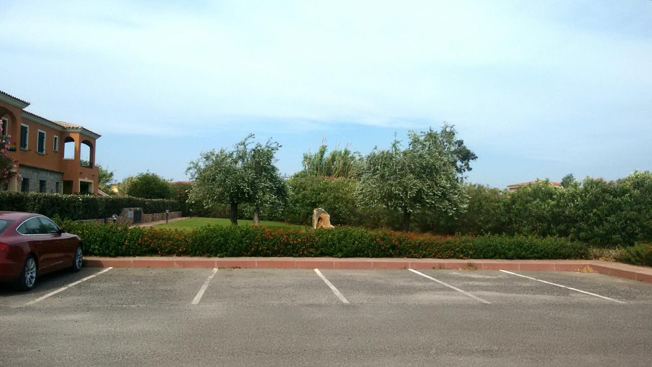 Residence Edilmare San Teodoro Buitenkant foto
