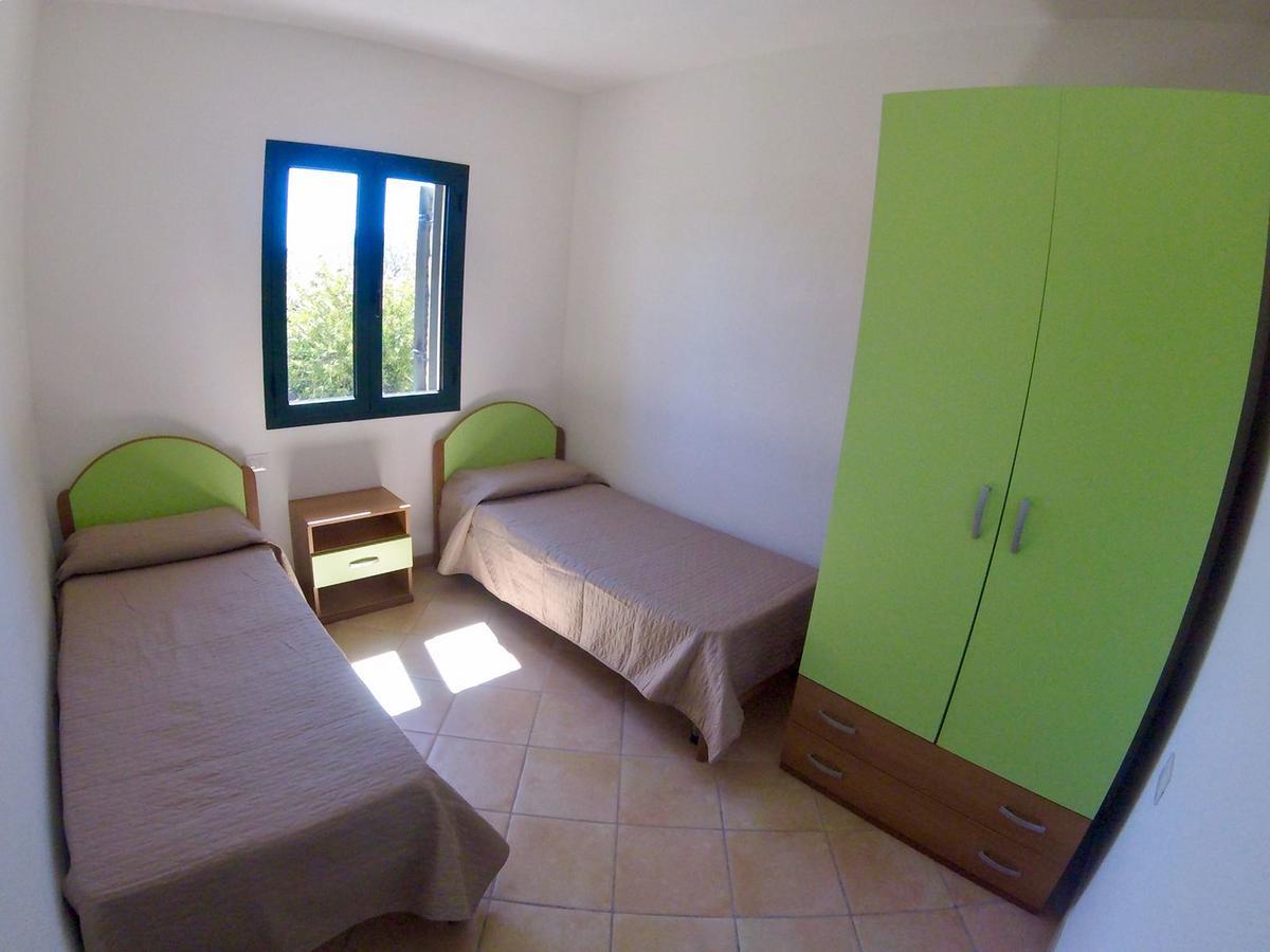 Residence Edilmare San Teodoro Buitenkant foto